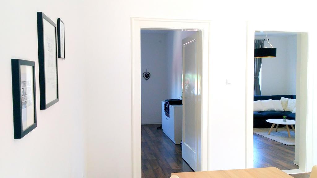Filinhome Stefanovica Suite 9 Novi Sad Bagian luar foto